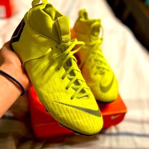 mercurial youth soccer cleats